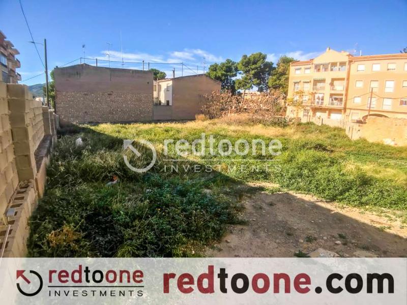 Foto 6ddf1fe5-5445-4588-bf18-5b91705af87c. Terreno residencial solar en pleno núcleo urbano en Monòver