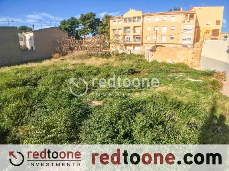 Foto 7772a6b5-6d9f-49b0-9fa7-17aef269bbce. Terreno residencial solar en pleno núcleo urbano en Monòver