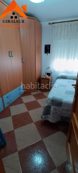 Foto 2685fa08-35c2-4eaf-82d8-335e1086a67e. Piso  en venta en plaza azahin en Parque Alcosa Sevilla