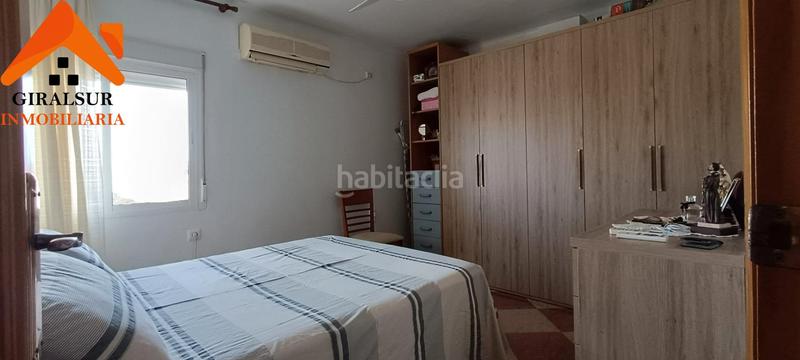 Foto e7ea4a11-946c-409a-b855-0da0ad85a0c5. Piso  en venta en plaza azahin en Parque Alcosa Sevilla