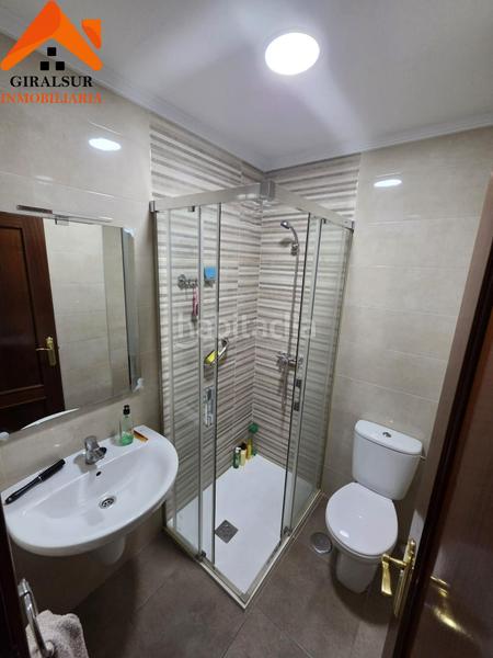 Foto d96e52d3-1a42-432e-966b-c581a389ada0. Piso  en venta de vpo este en colores - entreparques Sevilla