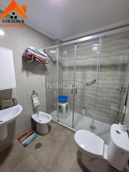 Foto dd246c43-d89c-4a0a-a541-c2e9d6f73777. Piso  en venta de vpo este en colores - entreparques Sevilla