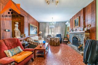 Chalet en Torrequinto. Chalet en venta en la urbanizacion torrequinto