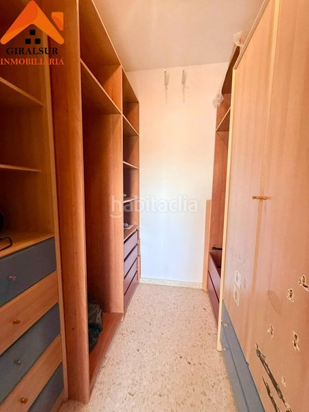 Foto 74094b5c-8143-46a5-a287-3426c279f298. Pis amb aparcament a colores - entreparques Sevilla