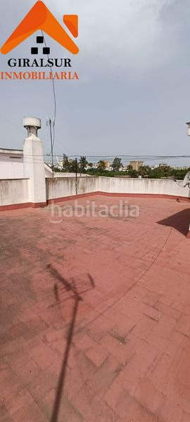 Foto 0a8b3f29-828a-488d-b8e8-354f17eca683. Pis a Cruz Roja Sevilla