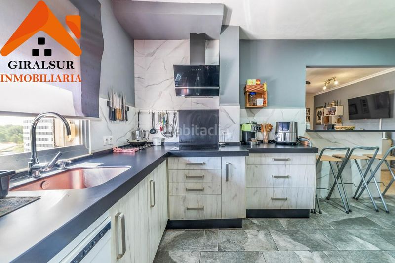 Foto 56be1c33-2971-4565-82b8-764905b91b74. Pis amb aparcament a colores - entreparques Sevilla