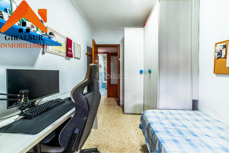 Foto e240cef0-7ca8-4b1b-8fd8-59556d36153f. Pis amb aparcament a colores - entreparques Sevilla