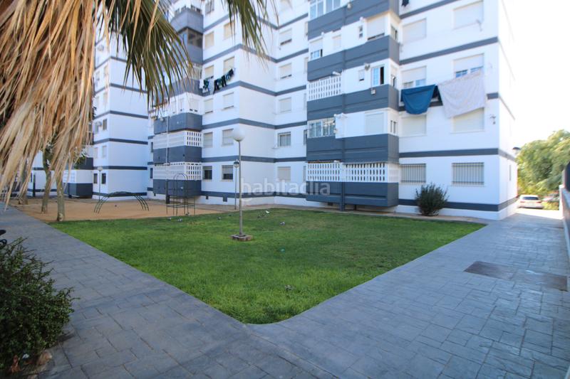 Foto f32f85d9-0791-4a31-b38b-7a83e56bd54e. Etagenwohnung in Isla Chica Huelva