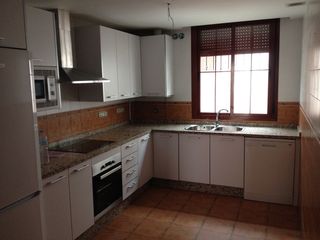 Affitto Casa a schiera in Villafranca de Córdoba. Magnifica casa de 160 m2 en villafranca de córdoba. salón, cocin
