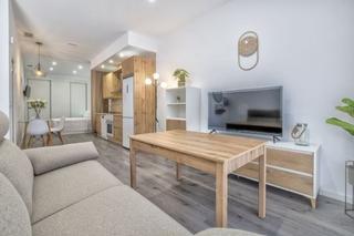 Affitto Loft in Huerta de la Reina - Trassierra. Loft de 65 m2 en avenida trassierra. planta baja. baño con zonas