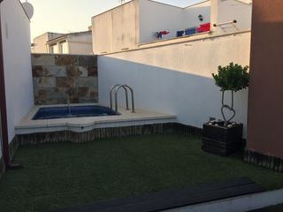 Casa adossada a Villafranca de Córdoba. Magnifica casa de 130 m2 en villafranca de córdoba. salón , coci