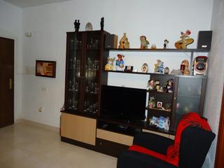 Casa adossada a Villafranca de Córdoba. Casa de 86 m2 en villafranca de córdoba. salón, cocina, aseo, ba