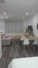 Lloguer Loft a Ciudad Jardín - Zoco. Loft de 50 m2 en zona avenida aeropuerto