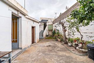Masia  Carretera venta de pampanico. Casa en planta baja con terreno