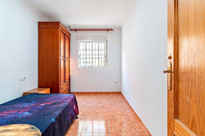 Foto 71562fae-126f-4b7e-b823-918fc625baf1. Erdgeschoss in Plaza de Toros - Santa Rita Almería