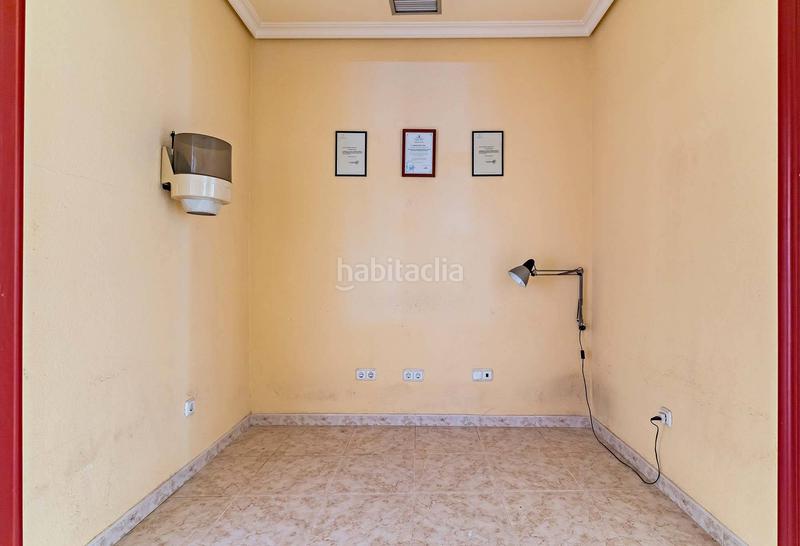 Foto 652d17e9-bc57-43e0-8aea-213135107ddc. Piano terra in El Puerto Roquetas de Mar