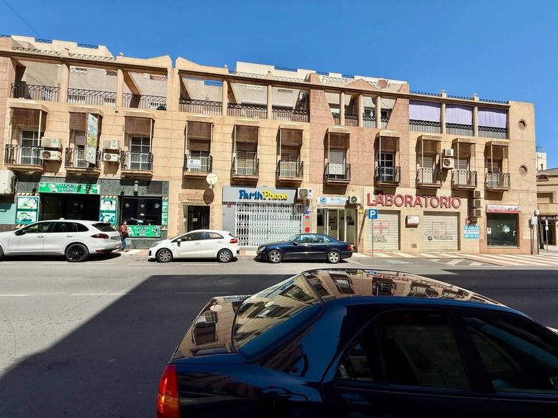 Foto a0f1d839-f546-43b5-8b11-bce30397a496. Car parking in calle julian arcas l (r) 1 in Roquetas pueblo Roquetas de Mar