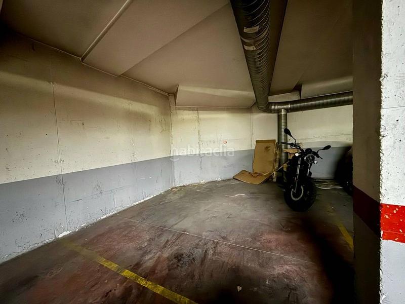 Foto ef09c98f-c0b1-4dd6-bdc1-30880a5916ec. Car parking in calle julian arcas l (r) 1 in Roquetas pueblo Roquetas de Mar