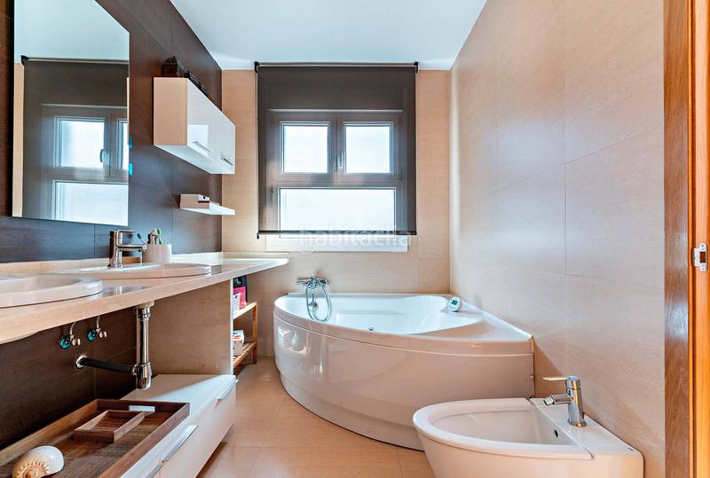 Foto 56a8efc6-e839-43e3-8986-3bb784008609. Casa a schiera con riscaldamento parcheggio in Los Molinos - Villa Blanca Almería