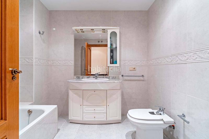 Foto 1745c115-667c-4e8a-b946-b38cf8b53c3b. Appartement avec parking dans Albuñol