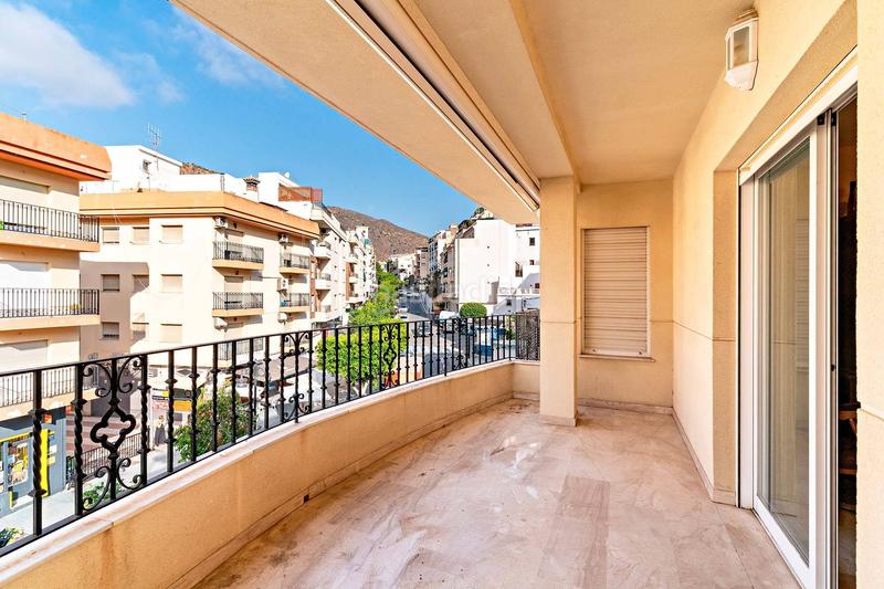 Foto 2052e31a-0329-4cb4-8cc1-5115d0caed41. Appartement avec parking dans Albuñol