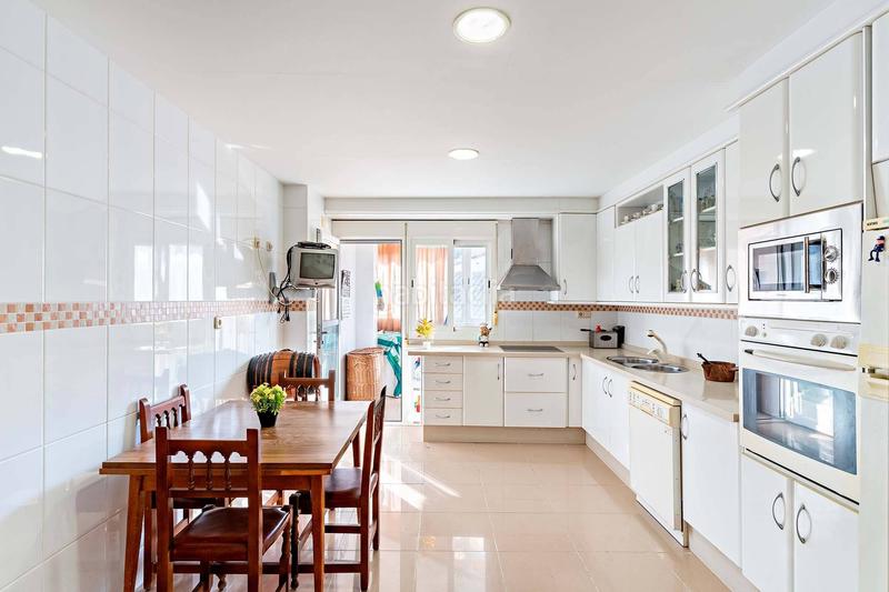 Foto e82ea855-600a-4d81-a368-f316d6f36a41. Appartement avec parking dans Albuñol