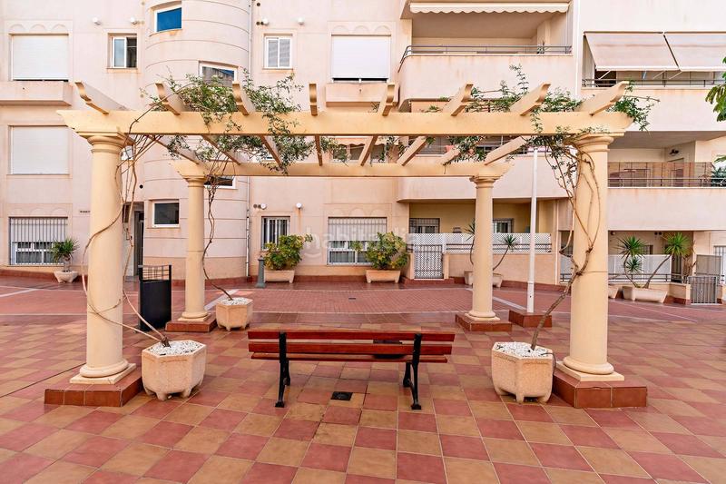 Foto fb37e01b-2bff-4df8-8bb4-243908bdb9ee. Planta baja bajo en venta en Aguadulce Sur en Aguadulce Sur Roquetas de Mar