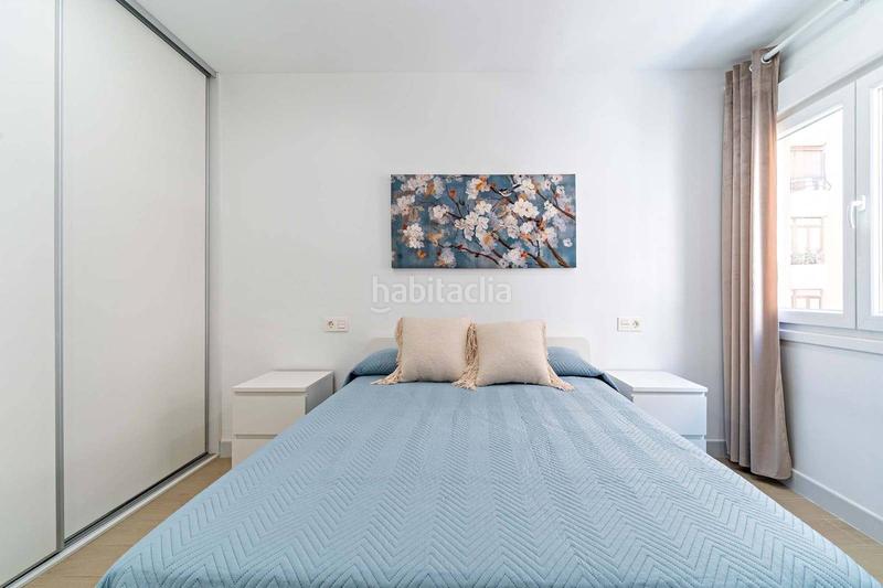 Foto 7a91eb7f-22ae-41e9-b3ee-3834cb8e69e7. Location appartement avec chauffage dans Centro Almería