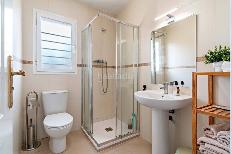 Foto 62cd8fb4-a0fc-4c8d-be0c-03a42d279bb4. Location appartement avec chauffage parking piscine dans Almería