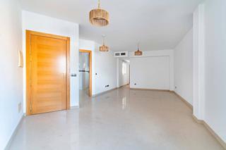 Etagenwohnung in Alhama de Almería. Piso en alhama a estrenar con garaje y gran trastero
