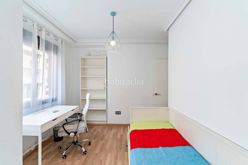 Foto 6aeb694d-18ac-4321-a322-a4d4874ab592. Location appartement avec parking dans Centro Almería