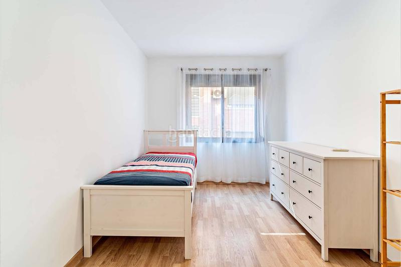Foto 8fb4074b-6c19-41ed-9982-e5cbe6d955c1. Location appartement avec parking dans Centro Almería