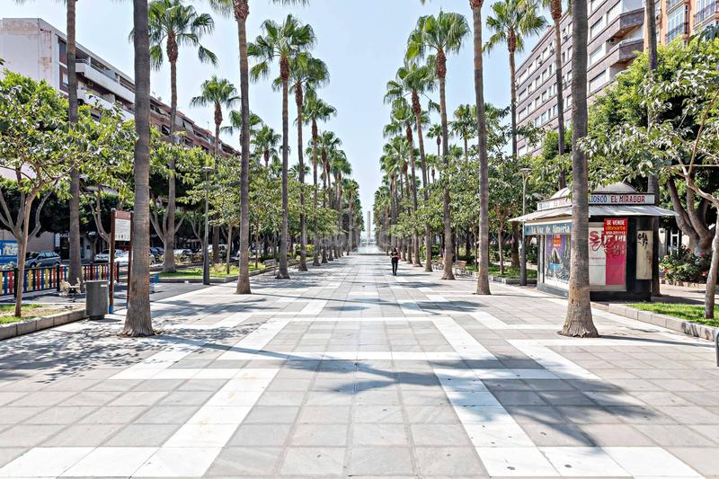 Foto c99f6c36-eb9f-4d16-acc8-c95bc3c3ffd3. Location appartement avec parking dans Centro Almería