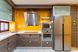 Casa en Plaza de Toros - Santa Rita. Casa unifamiliar en venta, con sótano