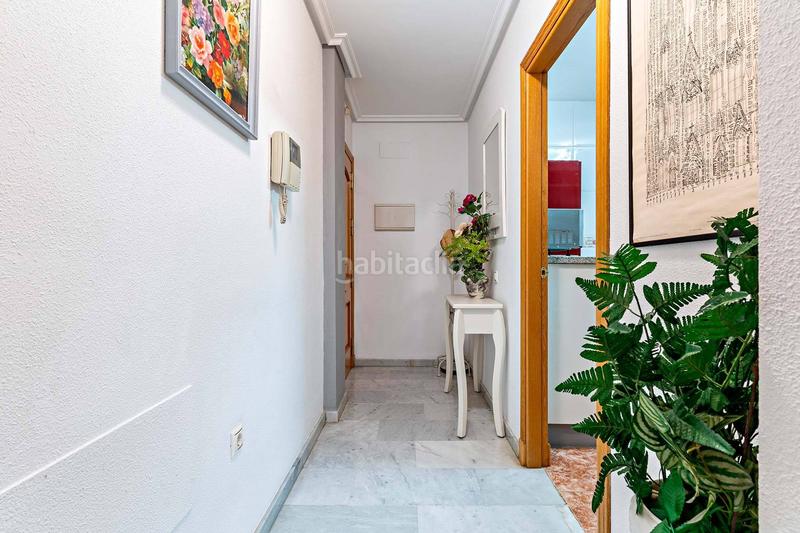 Foto 0ba3dcb5-29c8-48b2-8d35-54ac54d4bb6f. Miete etagenwohnung in Plaza de Toros - Santa Rita Almería