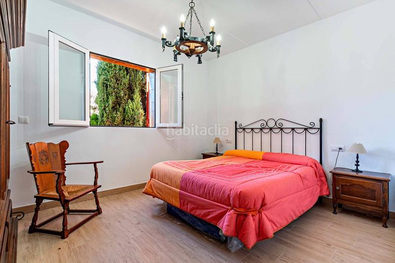 Foto f596639b-4a11-4c01-8b19-51a69fb0e530. Casa amb aparcament a Alcudia de Monteagud