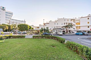 Local Comercial en Plaza Los Jazmines