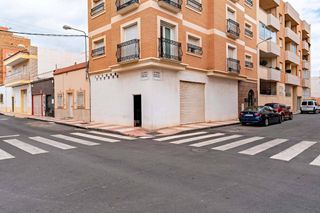 Business premise  Calle málaga. Oportunidad única! local comercial  monta tu negocio ya! 71 m2
