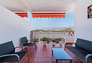 Pis a Alcolea. Piso con garaje y trastero en residencial el olivo alcolea