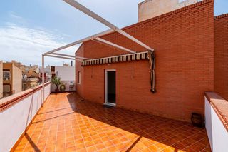 Ático  Calle tejar. Ático en venta a 100m del mar en zapillo, almería