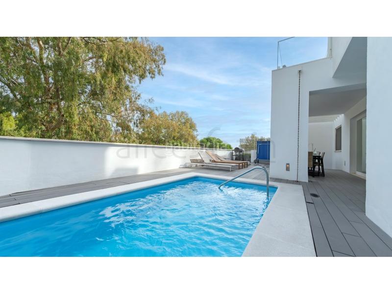 Foto 453842d9-82b2-45bc-a0d1-c17910ae2ffa. Casa con parcheggio in Torremuelle Benalmádena