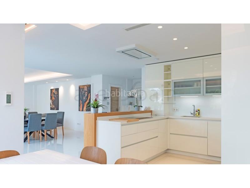 Foto ed3045f3-970a-462f-ad6a-228af79720ac. Casa con parcheggio in Torremuelle Benalmádena