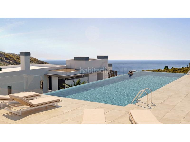 Foto e4224279-8305-4bba-8deb-00eee2a11513. Apartament amb aparcament a Las Gaviotas - Carvajal Fuengirola