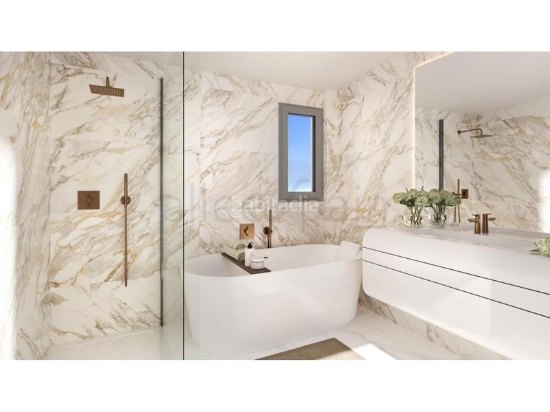 Foto f838f2cf-cee8-4bad-81d9-5514a2d88c87. Ático un ático duplex con vistas fantásticas en un exclusivo proyecto boutique en Benalmádena