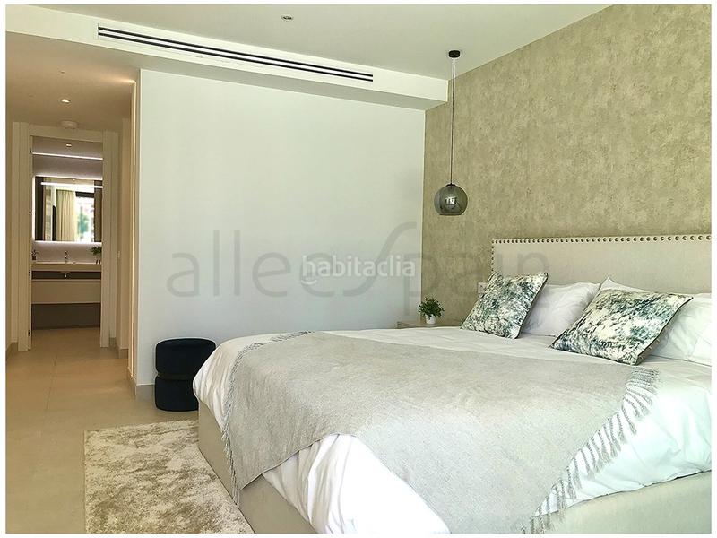 Foto 80f0b281-2b1f-45a5-b917-ccb03c2ba724. Attico con parcheggio in Castillo Sohail - Myramar Fuengirola