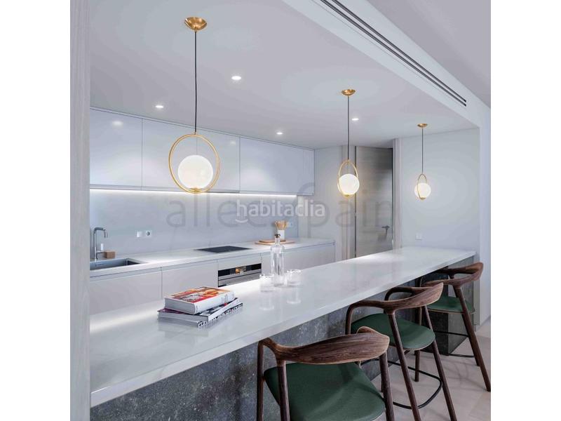 Foto fa09851b-f511-4d4c-8d7e-01709830cf64. Attico con parcheggio in Castillo Sohail - Myramar Fuengirola