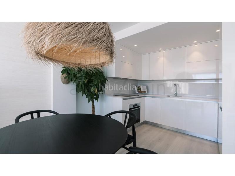 Foto 1050d144-32da-42e9-b29e-21f911fd5ed9. Piccolo appartamento con parcheggio in Las Flores Mijas