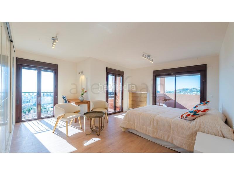 Foto 7d3cf6d2-7eb2-4915-aad8-1fe4cd2b65cc. Attico con parcheggio in Arroyo de la Miel Benalmádena