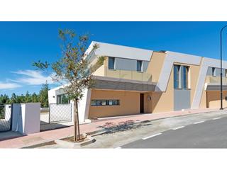 Affitto Casa bifamiliare  Calle dingo. Vivienda de diseño moderno, orientación suroeste, alquiler larga