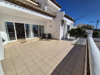 Apartament  Calle calabaza. Apartamento en planta baja con vistas despejadas al mar.